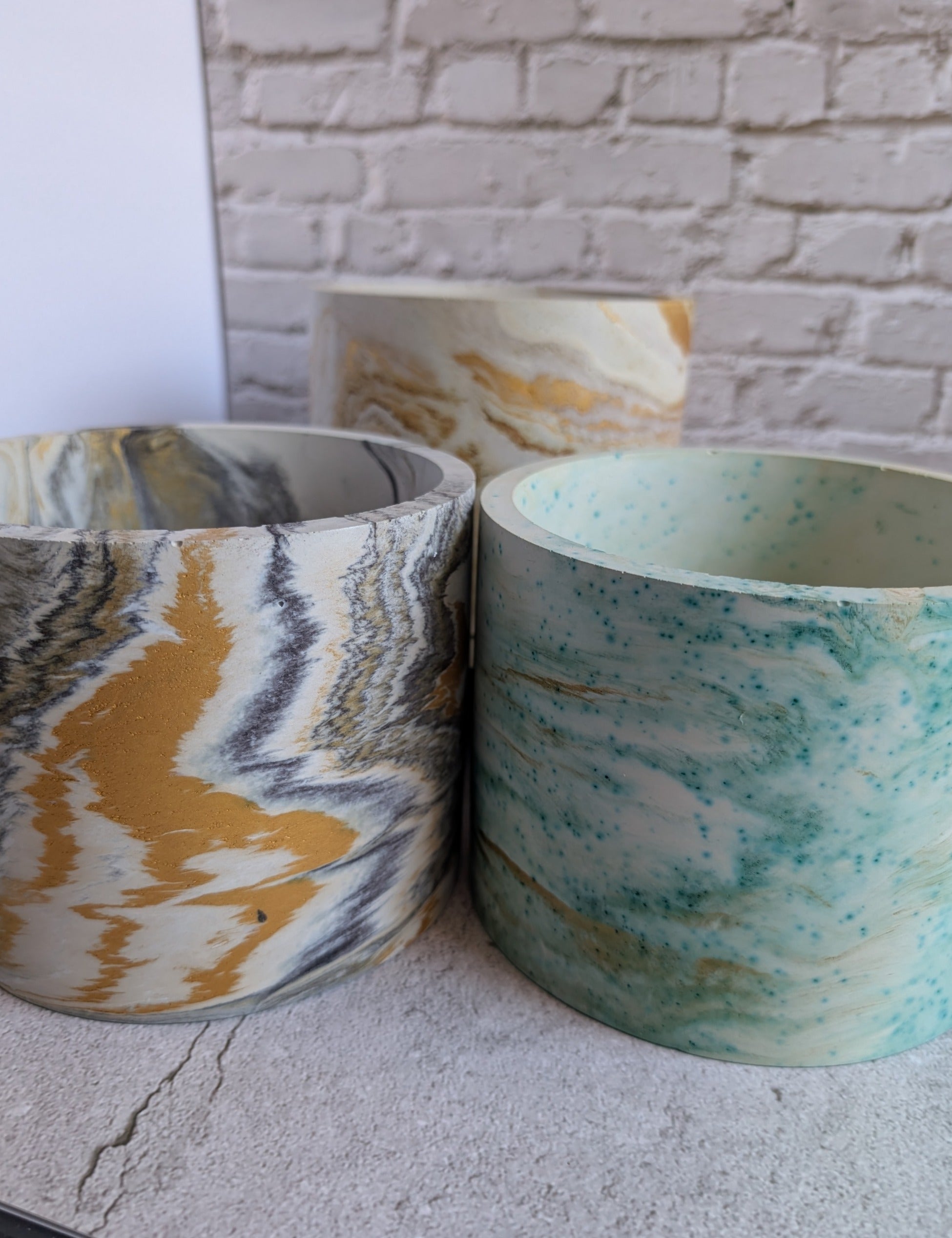 Large, 32oz 4-wick Candle, Concrete Candle, Cement Bowl, Reuseable, With Feet